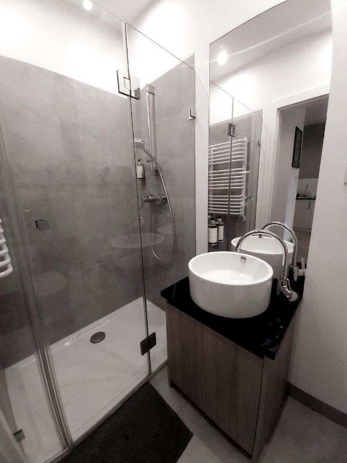 Chill Apartments Expo Slawinska ワルシャワ エクステリア 写真
