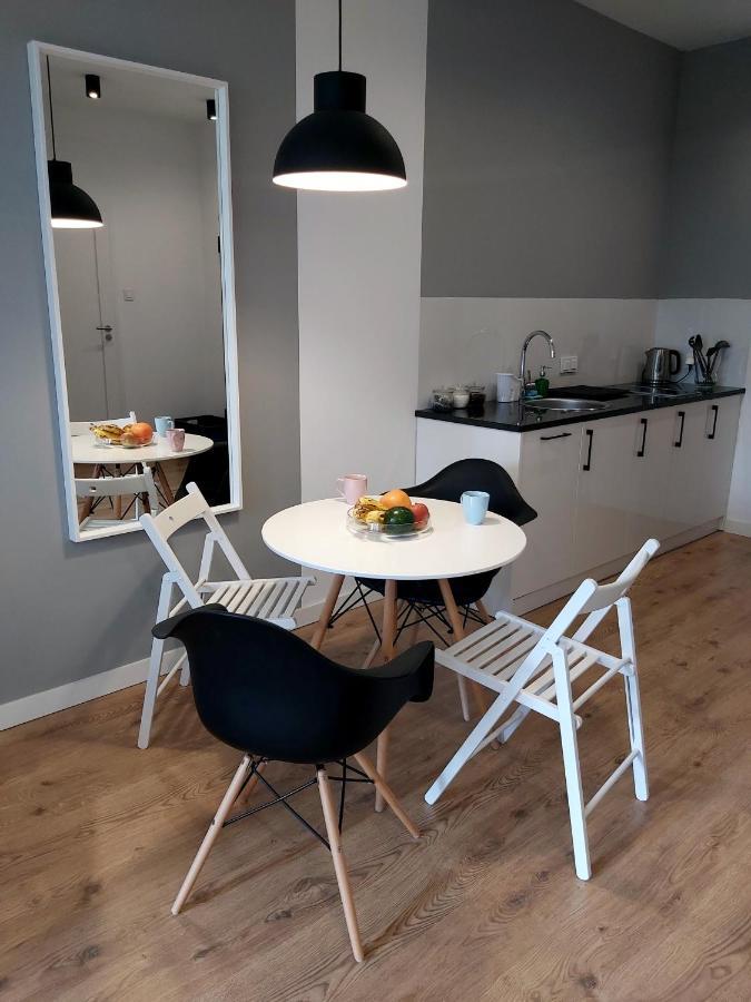 Chill Apartments Expo Slawinska ワルシャワ エクステリア 写真
